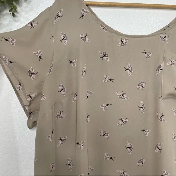 Torrid tan butterfly / moth top - Picture 2 of 4